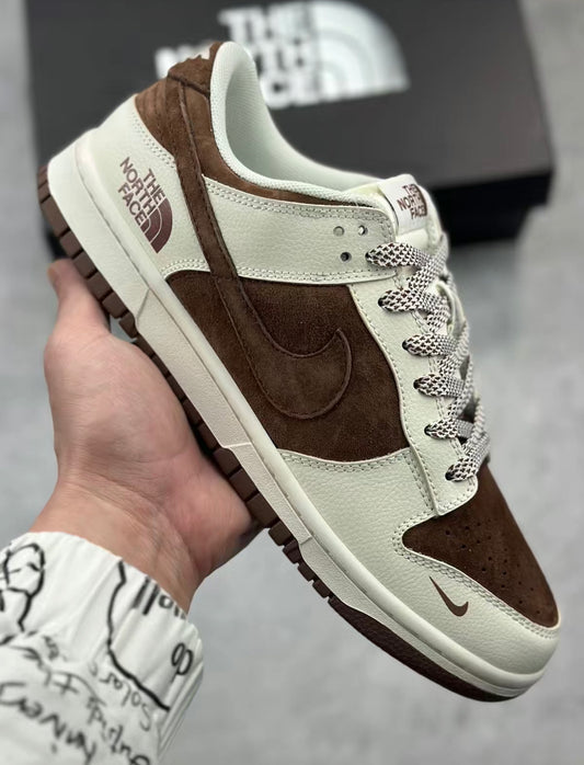 NIKE DUNK X NORTH FACE WHITE BROWN